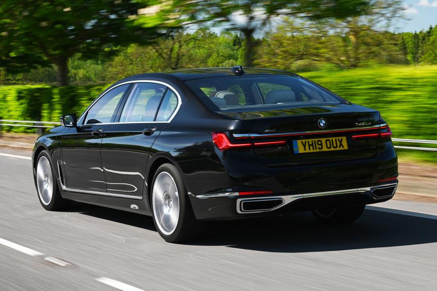  BMW 745Le xDrive (G12) 2019 года  (UK) (фото 3 из 26)